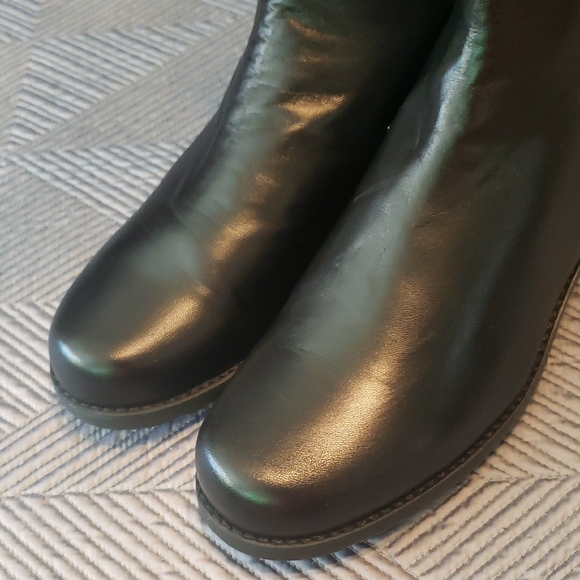 Stuart Weitzman Black Over the Knee Boots Sleek Design - Picture 5 of 12